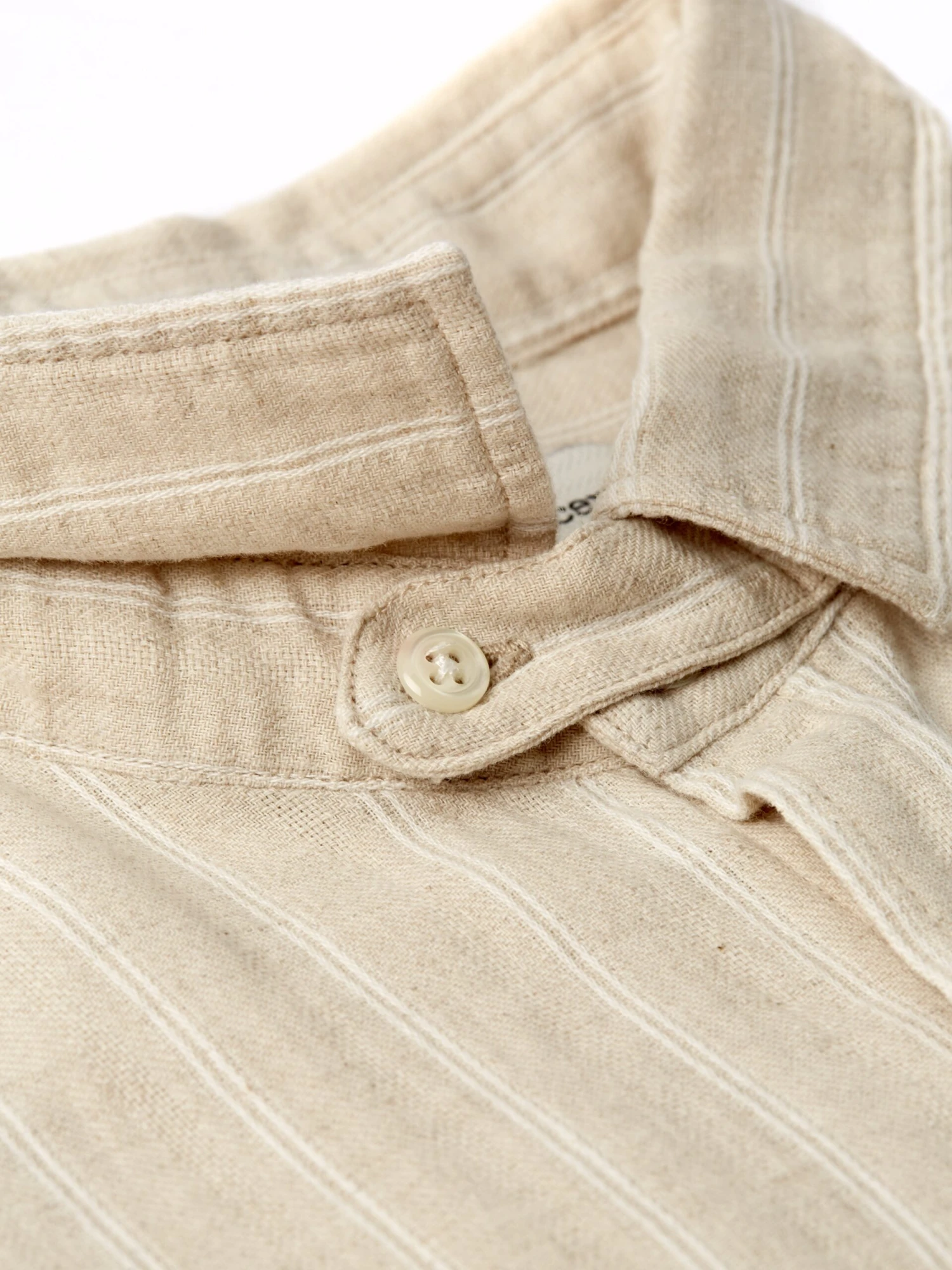 Clerkenwell Tab Shirt Randal Cream 5 Clerkenwell Tab Shirt Randal Cream - Image 3