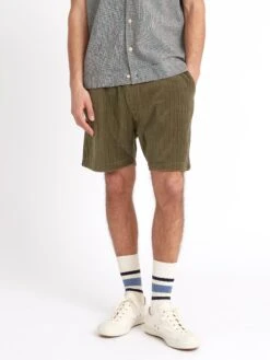 Weston Jersey Shorts Willow Green -Men's Fashion-Oliver Spencer ModelOSMK627WestonJerseyShortsWIL01GRNWillowGreen5copy Softness