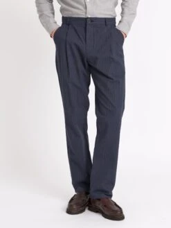 Morton Pleated Trousers Granville Navy -Men's Fashion-Oliver Spencer ModelOSMT68MortonTrousersGRA01NAVGranvilleNavy3copy Softness