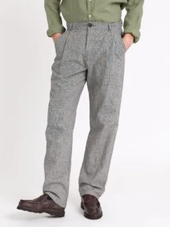 Morton Pleated Trousers Rackfield Black/White -Men's Fashion-Oliver Spencer ModelOSMT68MortonTrousersRAC01BLWRackfieldBlackWhite3copy Softness